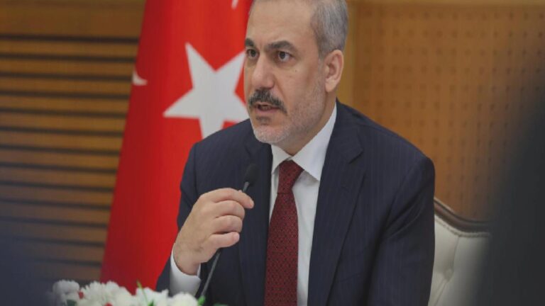 Sabah Ankara Temsilcisi Müderrisoğlu: AK Parti çevresinde Fidan’ın siyasî kariyerine ilişkin başlatılan ‘yakıştırmalar’ onu dikiz aynasına bakmaya zorluyor