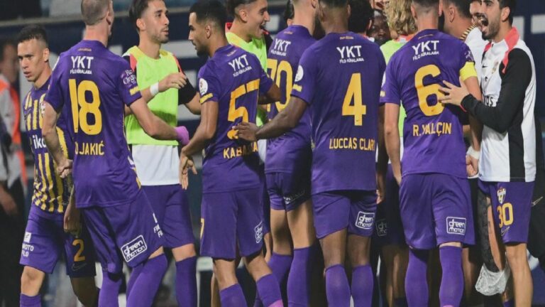 Selçuk Şahin ilk galibiyetini aldı: Eyüpspor, Alanyaspor’u iki golle geçti