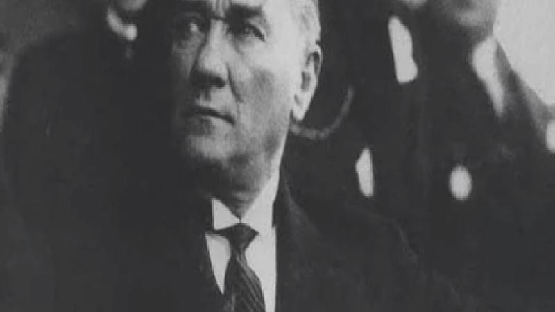 Türkiye Cumhuriyeti’nin kurucu lideri Atatürk iki kez kalp krizi geçirmiş: “Bu acıyı buramdan alın”