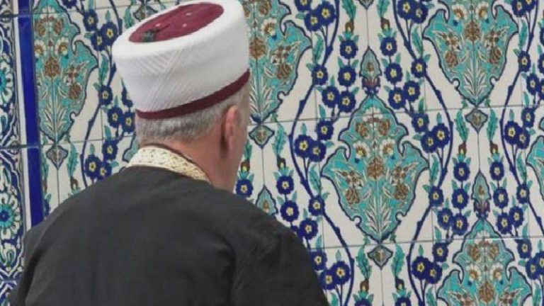 Endüstri Holding davasında karar: Gurbetçilerden para toplayan emekli imama 19 yıl sonra ceza!