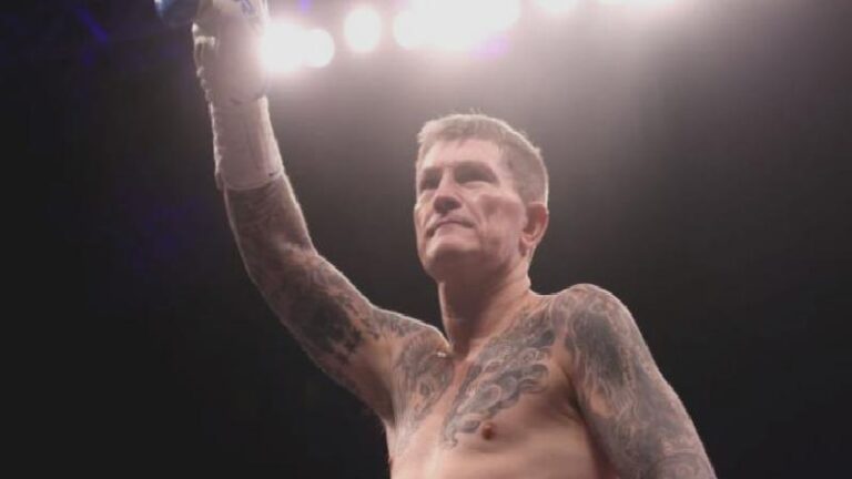 Eski boks şampiyonu Ricky Hatton evinde ölü bulundu
