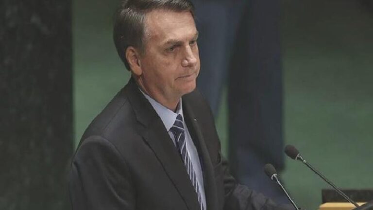 Eski Brezilya Devlet Başkanı Bolsonaro’ya darbe girişimi suçundan 27 yıl 3 ay hapis cezası verildi