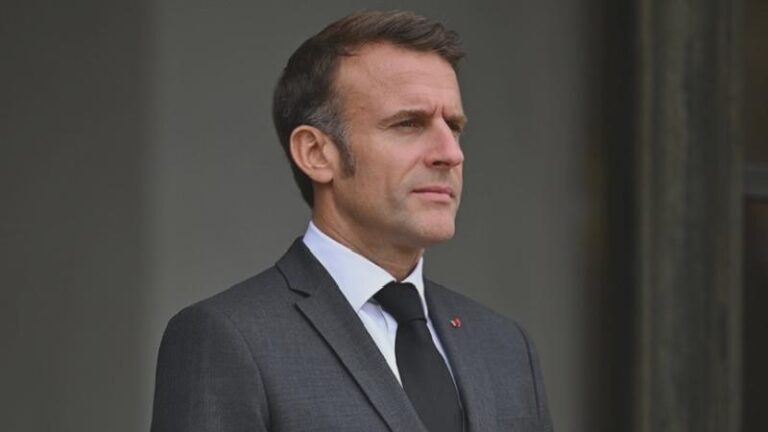 Fransa Cumhurbaşkanı Macron, Başbakan Bayrou’nun istifasını kabul etti