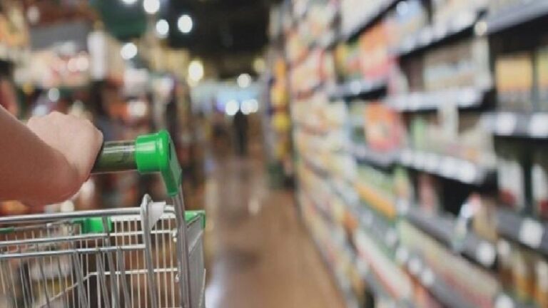 Marketler pazar günleri kapalı mı olacak: Bakan Bolat yanıtladı!