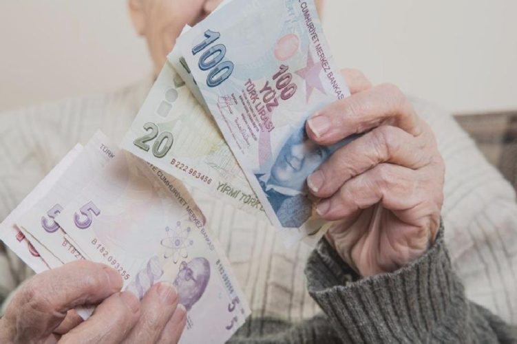 65 yaş üstü destekte yeni adım: Nafaka şartı kalkıyor