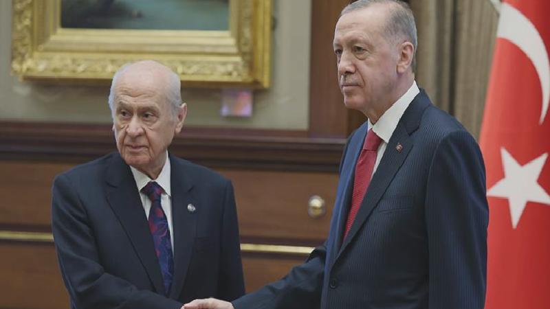 Hürriyet yazarı Abdulkadir Selvi: AK Parti’nin ve Türkiye’nin Devlet Bahçeli’yi kaybetme lüksü yoktur