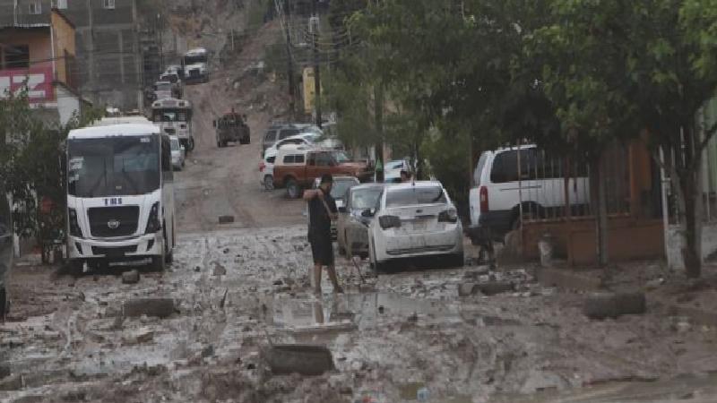 Meksika’da şiddetli yağışlar nedeniyle 42 kişi hayatını kaybetti, 27 kişi kayboldu