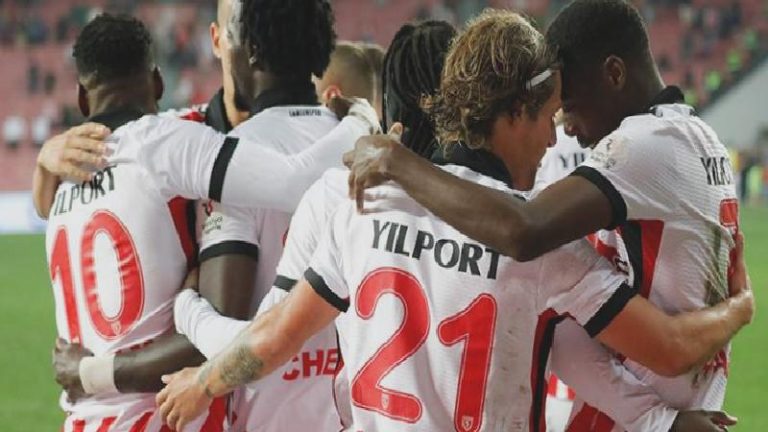 Samsunspor, Konferans Ligi’ne Varşova’da “merhaba” diyecek