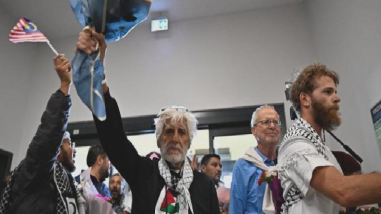 Sumud Filosu aktivistleri sağlık muayeneleri için Adli Tıp Kurumu’na sevk edildi