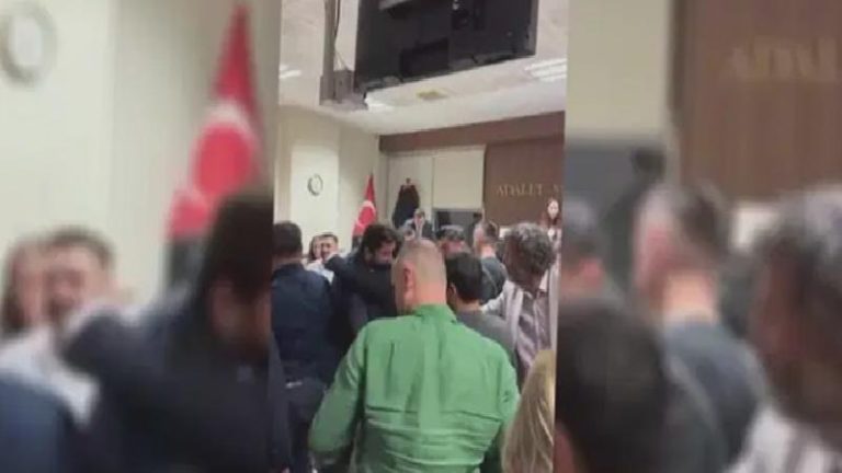 Yerlerine kayyum atanan DEM Parti Akdeniz Belediye Eş Başkanları 10 ay sonra tahliye edildi