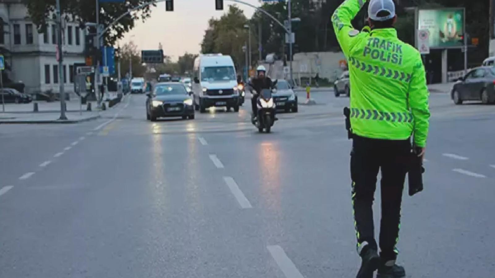 Ankara’da yarın bazı yollar “Emeklilerin Bütçe Hakkı Mitingi” nedeniyle trafiğe kapalı olacak