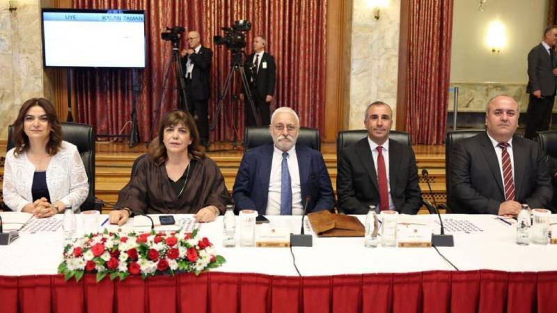 DEM Parti’den 99 sayfalık süreç raporu: Öcalan’a fiziki özgürlük ve “suç işleyen-işlemeyen” ayrımı yapılmaması talebi