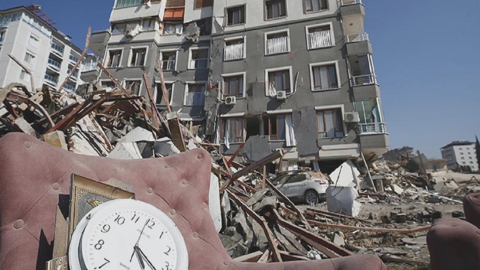 Depremde ailesini kaybeden avukattan milletvekillerine açık mektup: 11. Yargı Paketi’ne dikkat çekti, “Deprem suçları affedilemez” dedi