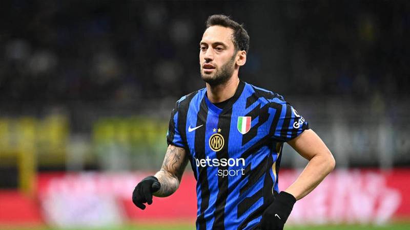 Inter, Galatasaray’la adı anılan Hakan Çalhanoğlu’nun bonservisini belirledi