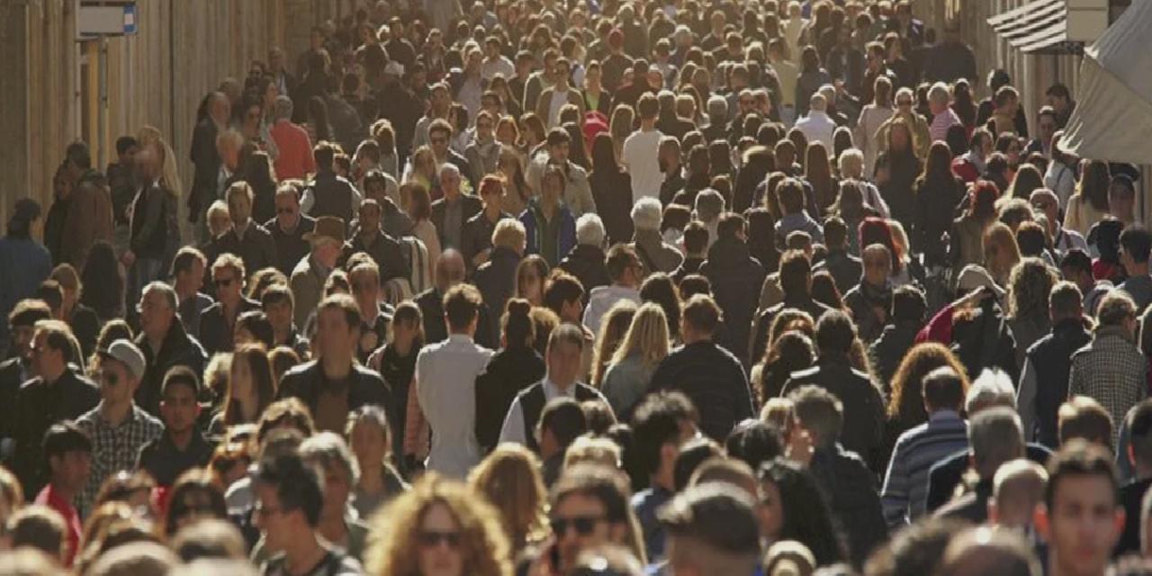 AKP’li meclis üyesinden skandal “açlık sınırı” açıklaması: Bu ülkede açlık olsaydı boyuna göre fazla kilosu olmazdı