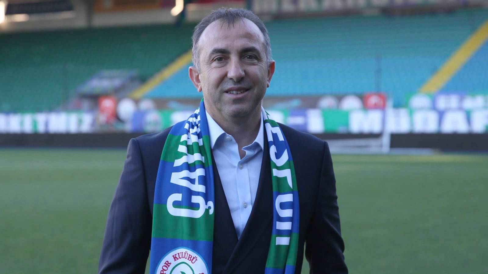 Çaykur Rizespor teknik direktörü Recep Uçar: Hedefimiz, alt sıralardan yukarıya çıkabilmek