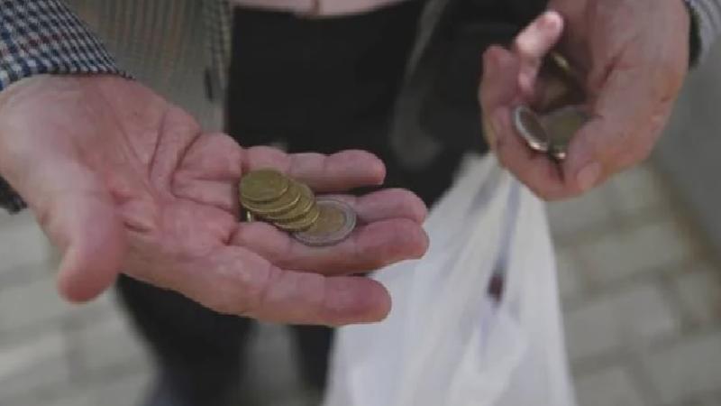 CHP’nin emeklilerin yaşadığı gelir adaletsizliğinin giderilmesine yönelik araştırma önerisi, AKP ve MHP oylarıyla reddedildi.