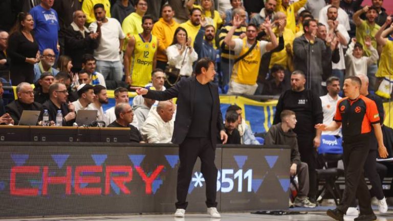 İsrail’de  Ergin Ataman’a küfürlü saldırı: Bu spor değil