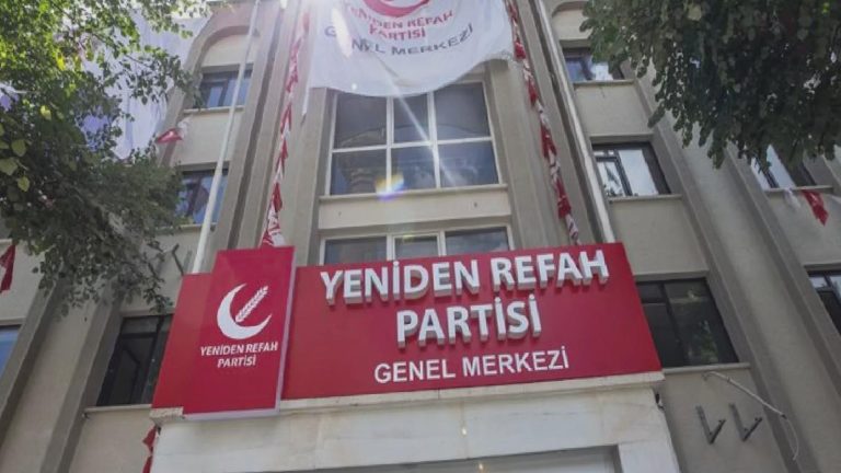 Yeniden Refah Partisinden ihraç edilen Belediye Başkanı Karadavut’un AKP’ye geçeceği iddia edildi