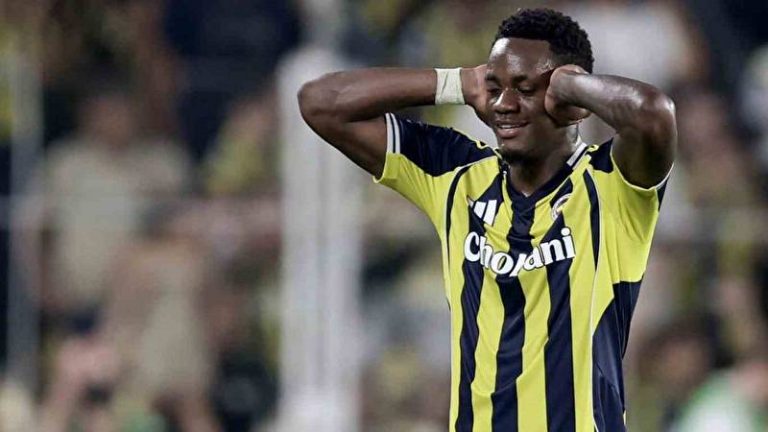 İngiliz basınından Duran’ın Fenerbahçe’ye transferi ve ayrılış süreciyle ilgili çarpıcı yazı: “Türkiye’ye gelmek istemedi”