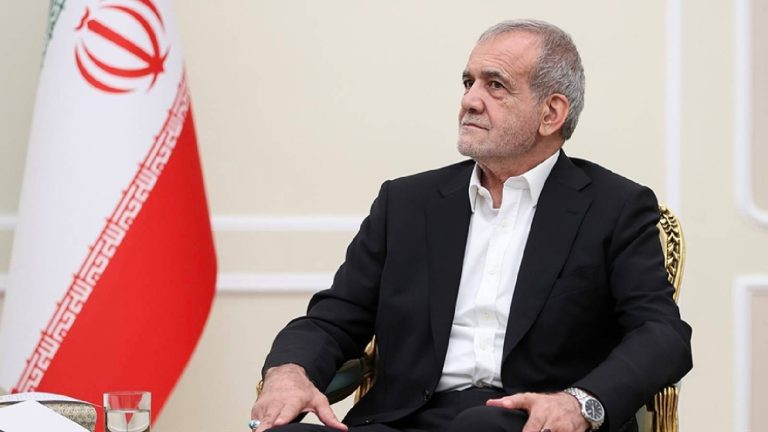 İran Cumhurbaşkanı Pezeşkiyan: İran-ABD görüşmeleri ileriye doğru atılmış bir adımdır