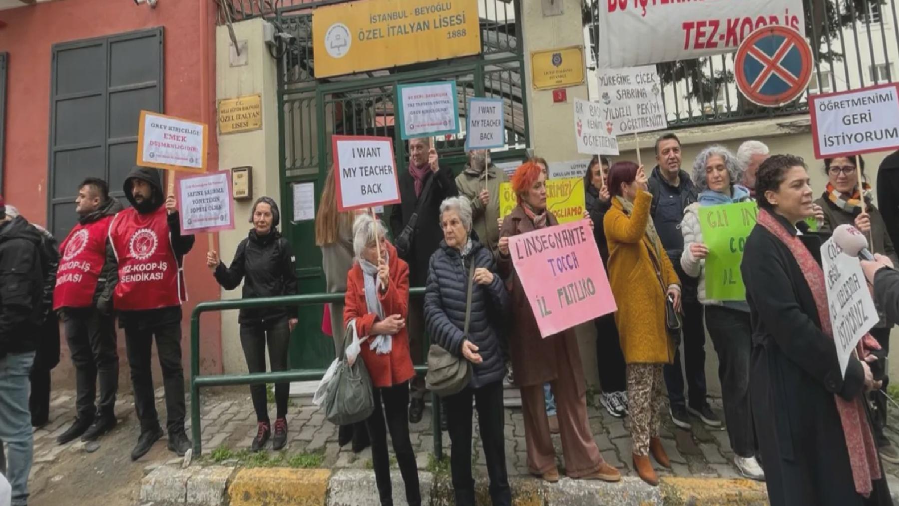 51 gündür grevde olan Özel İtalyan Lisesi öğretmenlerine velilerden destek: İtalya’nın enflasyon oranlarının referans alınmasını doğru bulmuyoruz