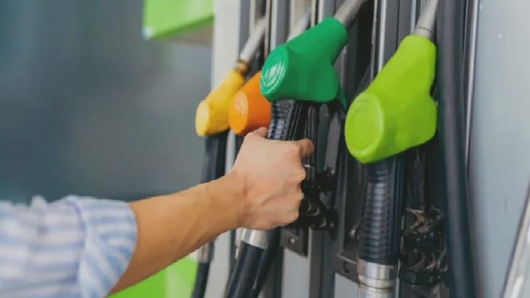 Benzin ve motorin zammı tabelaya yansıdı; işte güncel fiyatlar