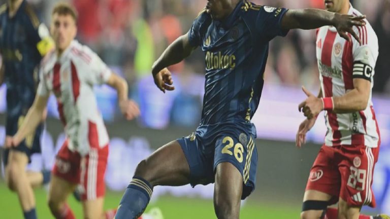 Domenico Tedesco Sidiki Cherif için kararını verdi