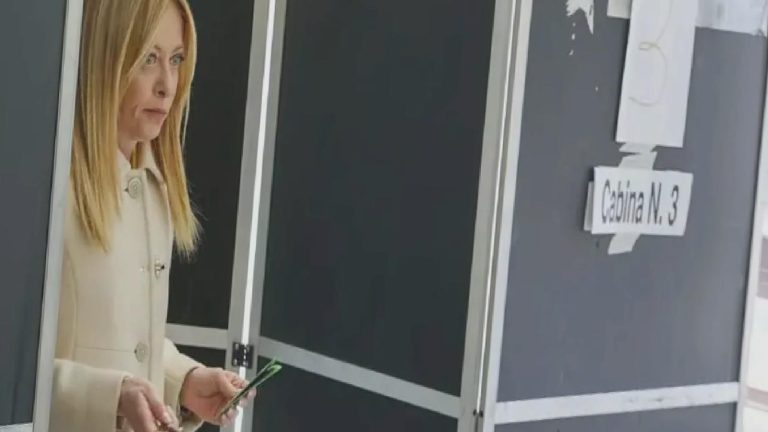 İtalya’da Meloni hükümeti yargı reformu referandumunu kaybetti