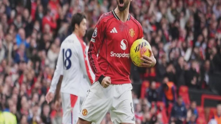 Manchester United, Aston Villa engelini 3 golle aştı: Bruno Fernandes tarihe geçti