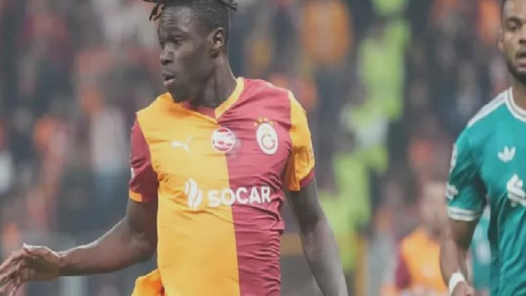 Napoli’den Singo’ya kanca