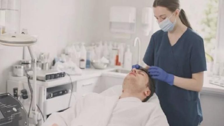 Türk Dermatoloji Derneği’nin “5 dakikada 1 randevu” uygulamasına karşı açtığı dava 4 Mart’ta görülecek