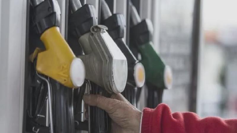 Akaryakıtta indirim sadece 24 saat sürdü: Motorin yeniden zamlanıyor