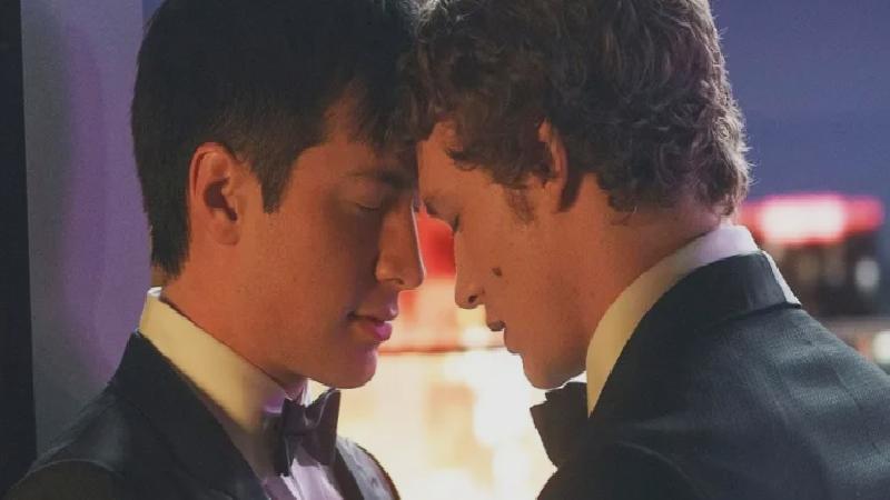 Heated Rivalry yapımcısı ikinci sezon hakkında ipuçları verdi: Hikâye ciddileşiyor; ‘otel odasında seks sahneleri’ büyük ölçüde kalkıyor