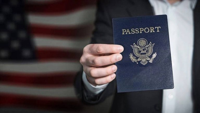 ABD’de çocuğunun nafakasını ödemeyenlerin pasaportu iptal edilecek