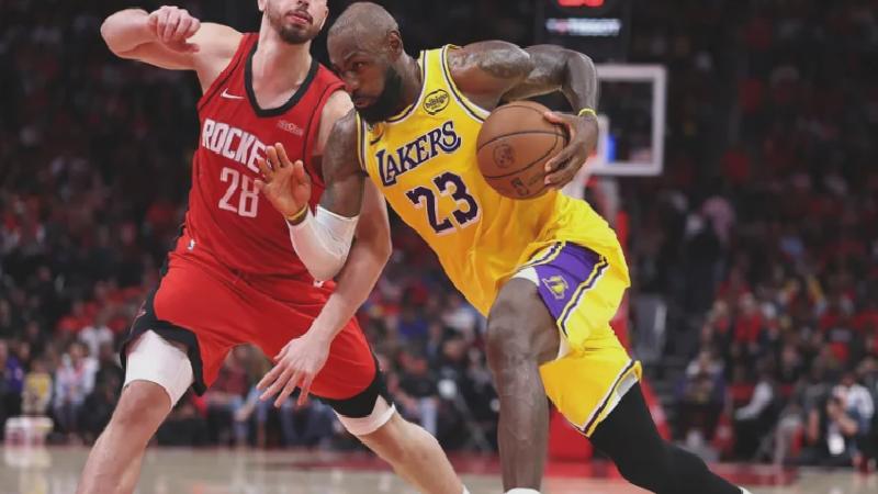 Alperen Şengün sezona veda etti; Lakers’dan farklı galibiyet