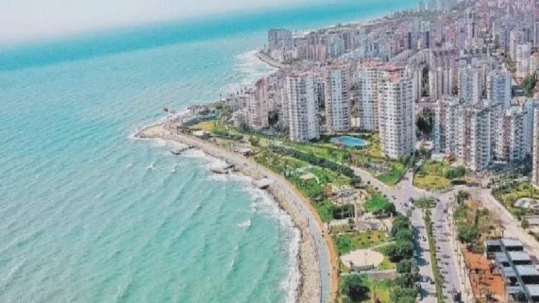 Bakan Ersoy: Mersin’de 37 tesisten 587 tesise, 5 bin yataktan 40 bin yatağa yükseliş yaşandı