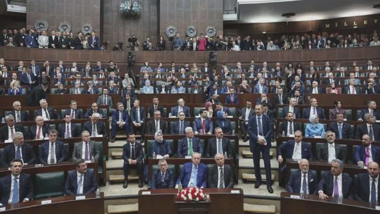 ‘Baskın seçim’, CHP’ye kapatma, mutlak butlan ihtimali: AKP tartışmalara ne diyor?