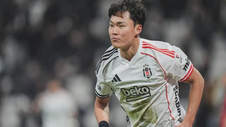 Hyeon-gyu Oh, siyah-beyazlı taraftarlardan özür diledi