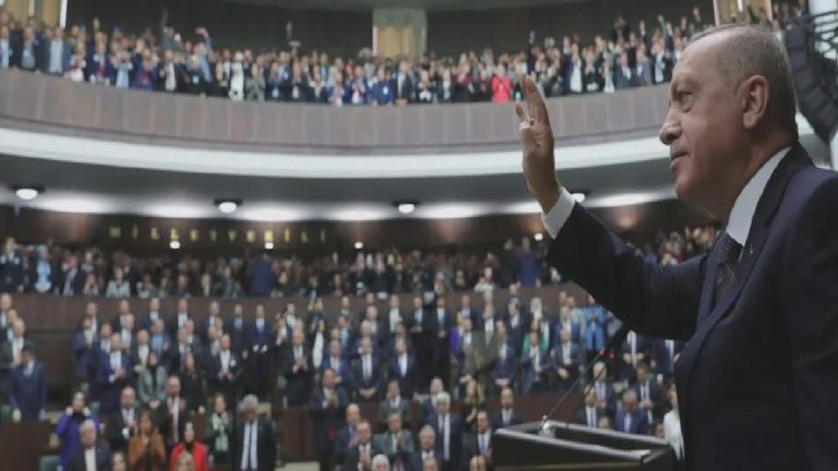 Kulis: AKP içinde “Erdoğan yanlış bilgilendiriliyor” krizi var; parti mekanizmalarının yenilenmesi önerildi