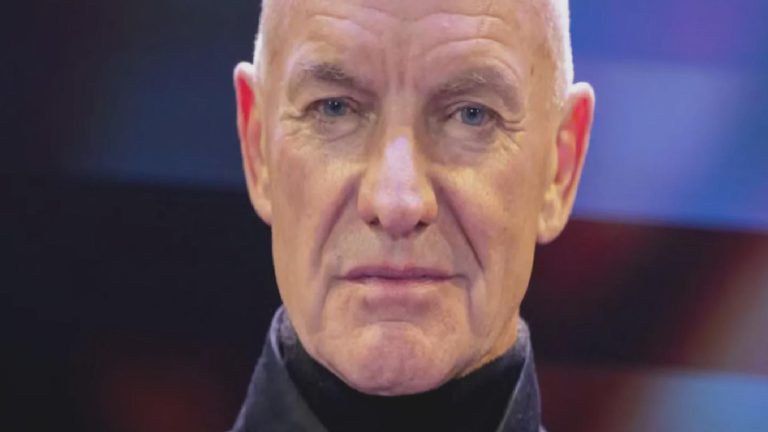 Sting: Fiziksel güç gerektiren mesleklerin kaybı toksik masküleniteyi besliyor