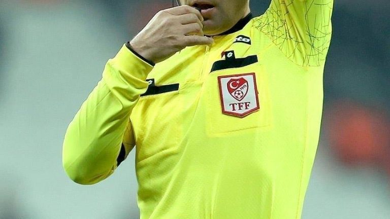 Süper Lig’de son hafta maçlarını yönetecek hakemler açıklandı