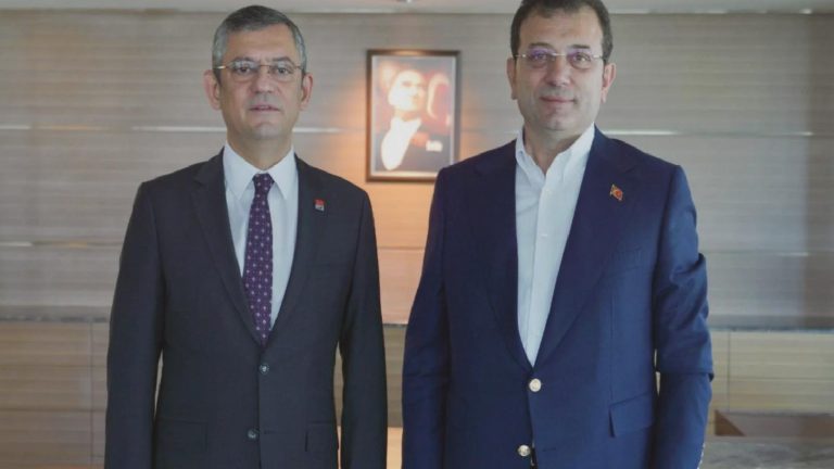 Abdulkadir Selvi: Ekrem İmamoğlu ve Özgür Özel yeni parti kurmak için çalışmalara başladı; İmamoğlu, “CHP bana yük” demiş