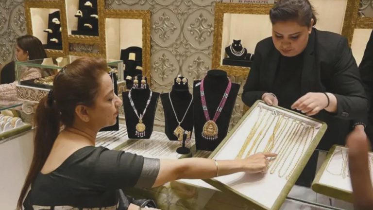 Altın fiyatları Ortadoğu’da artan gerilime rağmen neden düşüyor?