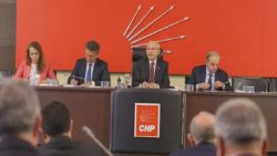 CHP’de ihraçlar Parti Meclisi’nde eleştirildi: Kılıçdaroğlu frene basacak mı?