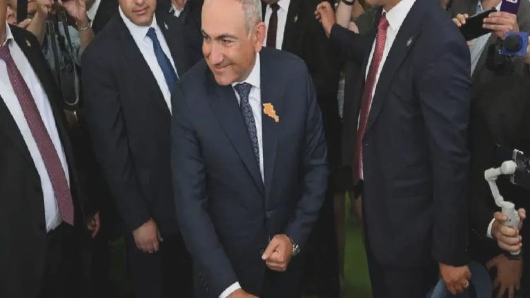 Ermenistan’da muhalefet seçimlerin iptali için başvurdu