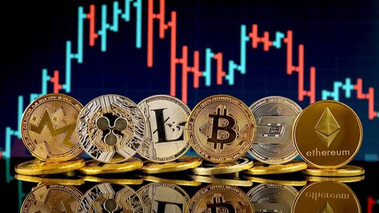 Kripto piyasasında deprem: Bitcoin son 20 ayın en düşük seviyesini gördü!