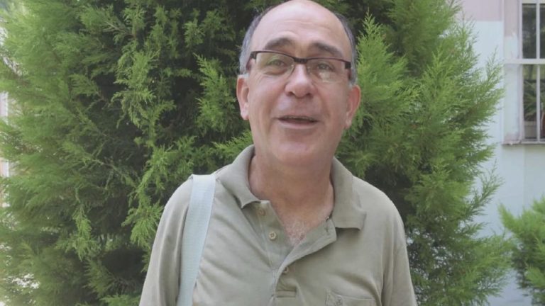 Mahkeme kararıyla göreve dönen Barış Akademisyeni Günal’ın hasta bakması engelleniyor: Ya kendilerini yargının üstünde görüyorlar ya da barış karşılar