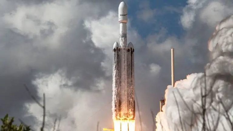 Space X bugünkü halka arzdan önce 75 milyar dolar topladı: Elon Musk, dünyanın ilk trilyoneri olabilir mi?
