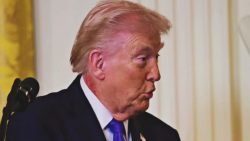 Trump, “Uzlaşmaya varıldı” dedi, saldırıları iptal etti, İran basını hiçbir metnin onaylanmadığını yazdı